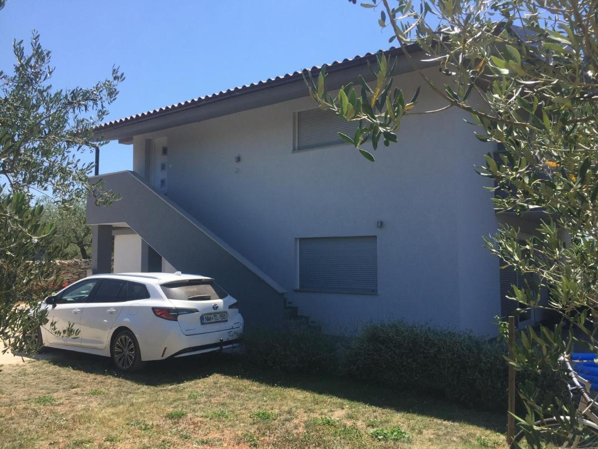 Kuca Za Odmor Bachus Villa Peroj Exterior foto